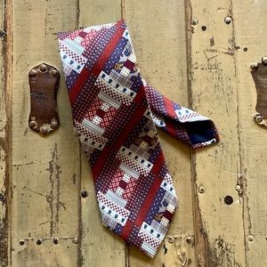 80s 90s VINTAGE BROOKS BROTHERS MAKERS 100% SILK RED PATTERN NECKTIE MEN TIE USA